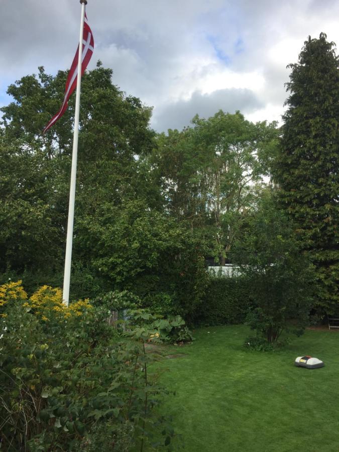 Birkerod Rolighedsvej 14A Bed and Breakfast Buitenkant foto